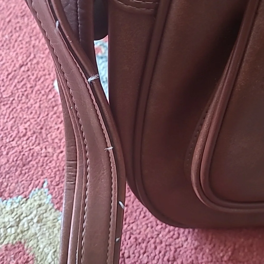 RETRO CROSSBODY MESSENGER BAG